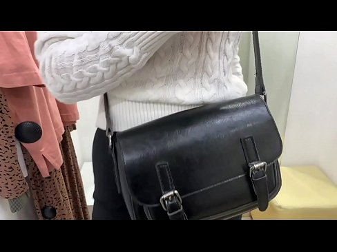 ❤️ Мастурбатсияи оммавии зани ҷавон ФералБерри бо дилдо дар утоқи мувофиқ ❤️❌ Шлюсҳо дар порно tg.onlydesiporn.ru ❌